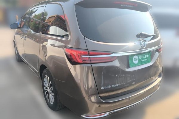 Buick GL8 2021, 79600 км, за 17575 USD