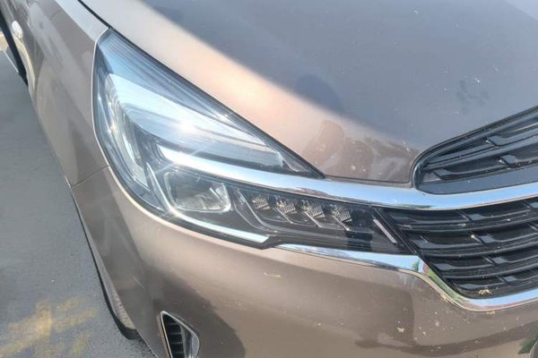 Buick GL8 2021, 79600 км, за 17575 USD - фото 7
