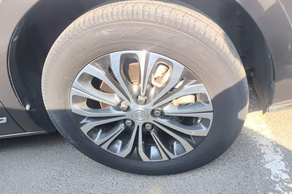 Buick GL8 2021, 79600 км, за 17575 USD - фото 8