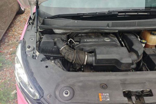 Buick GL8 2021, 102500 км, за 20631 USD - фото 24