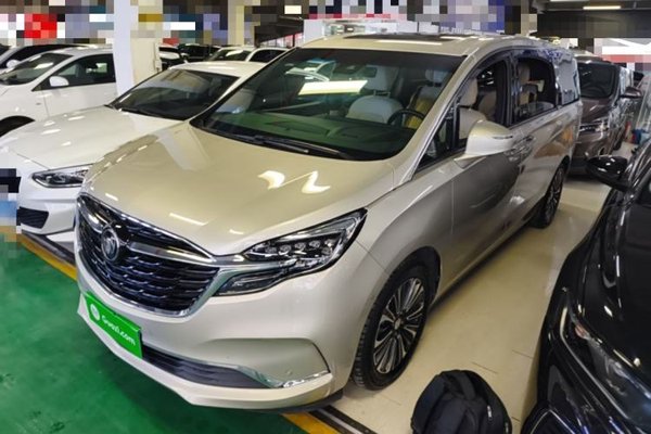 Buick GL8 · 2022 год