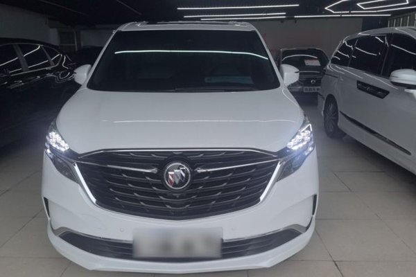 Buick GL8 2022, 49100 км, за 34174 USD