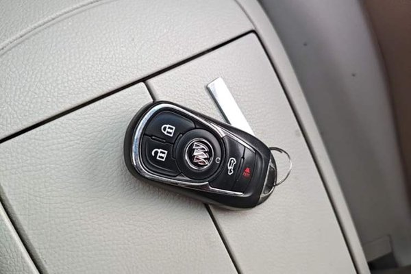 Buick GL8 2023, 109300 км, за 20023 USD