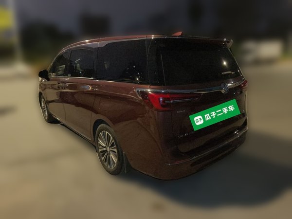 Buick GL8 2023, 117000 км, за 27826 USD