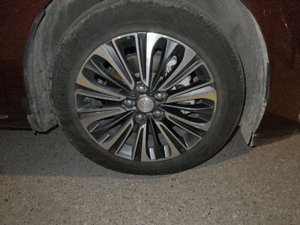 Buick GL8 · 2023 год