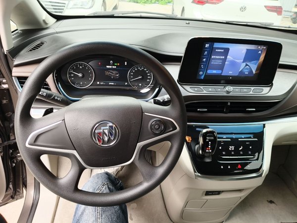 Buick GL8 2023, 39500 км, за 20365 USD - фото 13