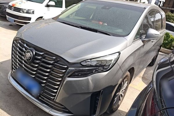 Buick GL8 · 2023 год