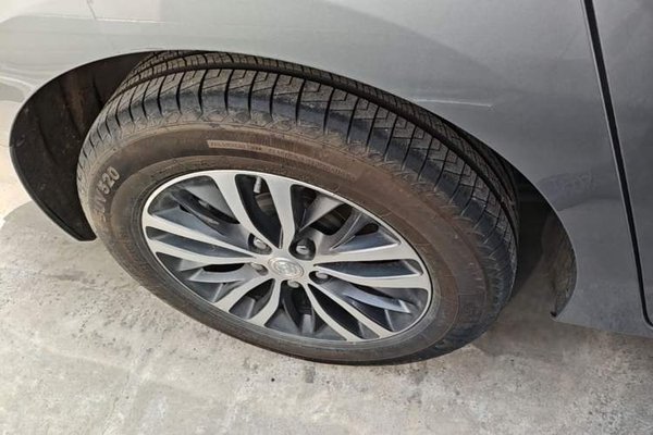 Buick GL8 2023, 117899 км, за 27735 USD - фото 10