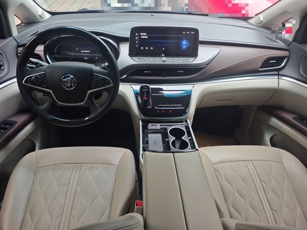 Buick GL8 2023, 48000 км, за 20619 USD - фото 10