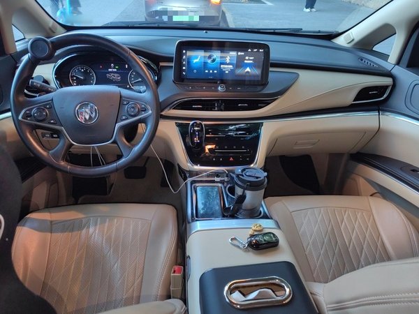 Buick GL8 2023, 76000 км, за 26272 USD - фото 10