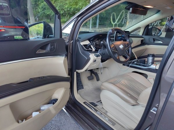 Buick GL8 2023, 76000 км, за 26272 USD - фото 17