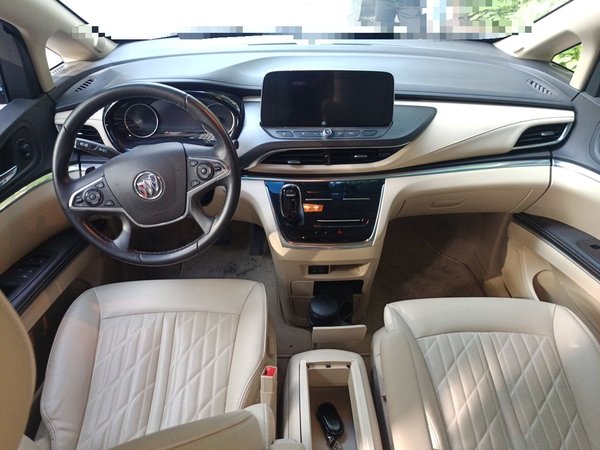Buick GL8 2023, 33500 км, за 24834 USD - фото 10