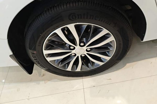 Buick GL8 2023, 46900 км, за 30533 USD - фото 12