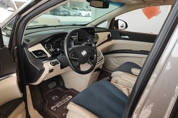 Buick GL8 2023, 37100 км, за 23267 USD - фото 24
