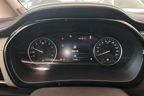 Buick GL8 2023, 37100 км, за 23267 USD - фото 20