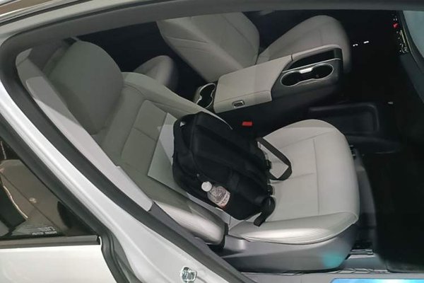 Buick GL8 2025, 32800 км, за 41786 USD - фото 24