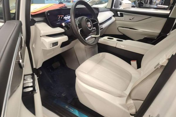 Buick GL8 2025, 34400 км, за 42168 USD - фото 20
