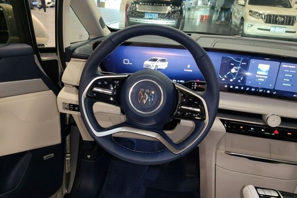 Buick GL8 New Energy 2024, 39300 км, за 42280 USD - фото 14