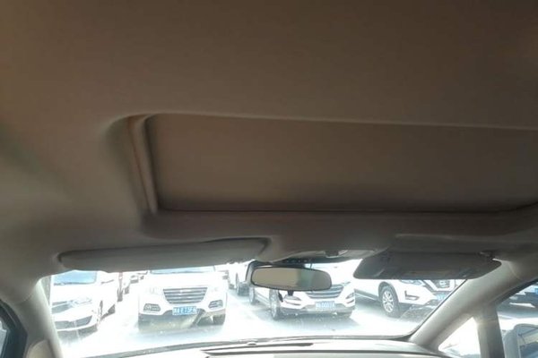Buick GL8 New Energy 2025, 8600 км, за 35685 USD - фото 26