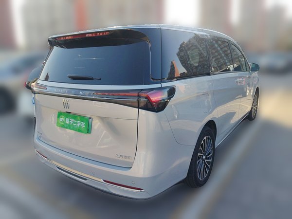 Buick GL8 2025, 10100 км, за 34425 USD - фото 6