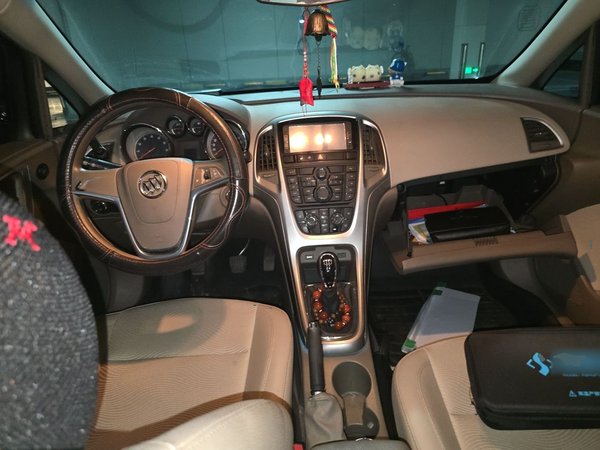 Buick GT 2013, 114000 км, за 2550 USD - фото 10