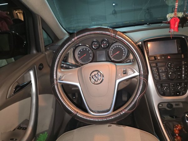 Buick GT 2013, 114000 км, за 2550 USD - фото 11