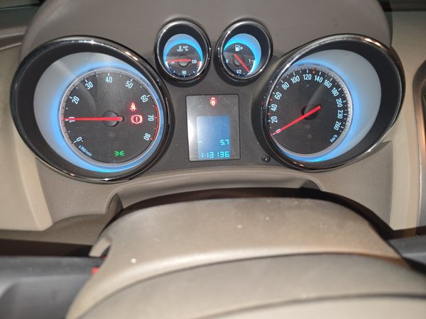 Buick GT 2013, 114000 км, за 2550 USD - фото 13