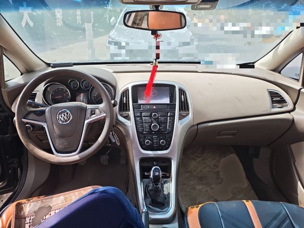 Buick GT 2013, 73100 км, за 3105 USD - фото 10