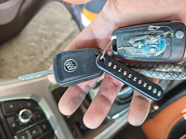 Buick GT 2013, 73100 км, за 3105 USD - фото 9