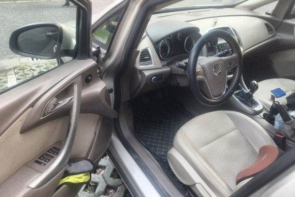 Buick GT 2013, 148700 км, за 2314 USD - фото 16