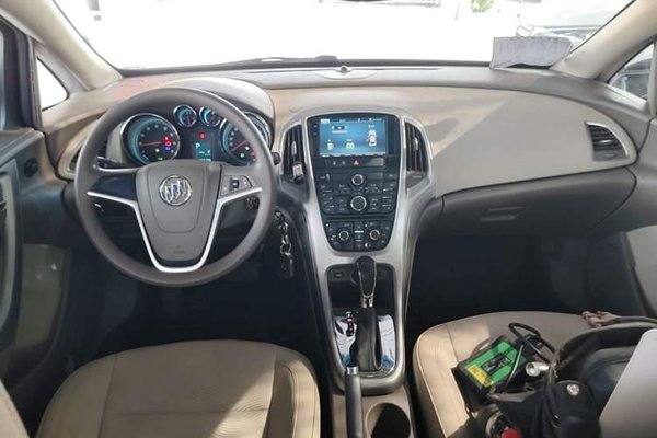 Buick GT 2013, 106500 км, за 3842 USD - фото 12