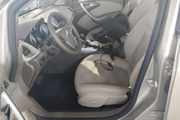 Buick GT 2013, 106500 км, за 3842 USD - фото 17