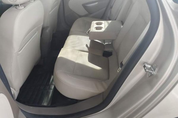 Buick GT 2013, 106500 км, за 3842 USD - фото 20