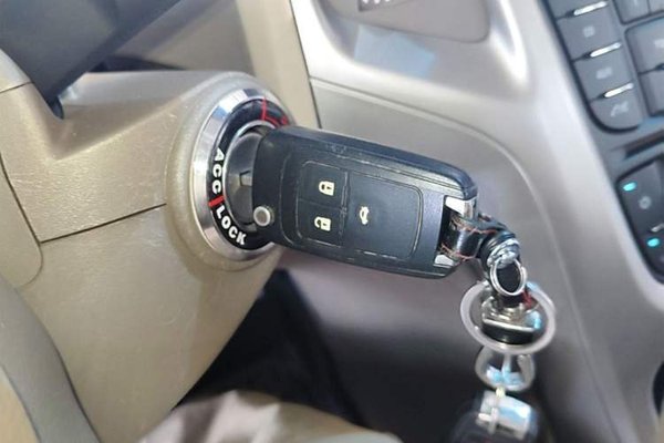 Buick GT 2013, 106500 км, за 3842 USD - фото 23
