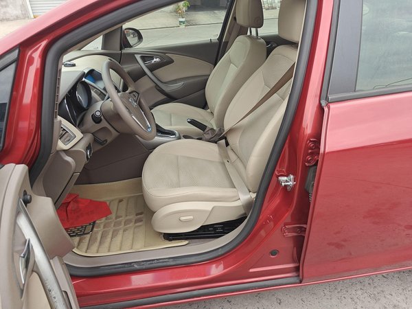 Buick GT 2013, 109000 км, за 3639 USD - фото 18