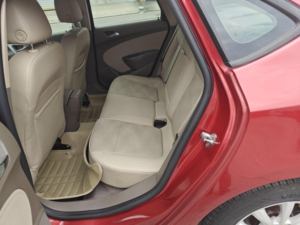 Buick GT 2013, 109000 км, за 3639 USD - фото 20