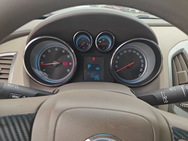 Buick GT 2013, 109000 км, за 3639 USD - фото 14