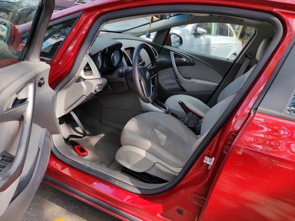 Buick GT 2013, 113200 км, за 3686 USD - фото 16