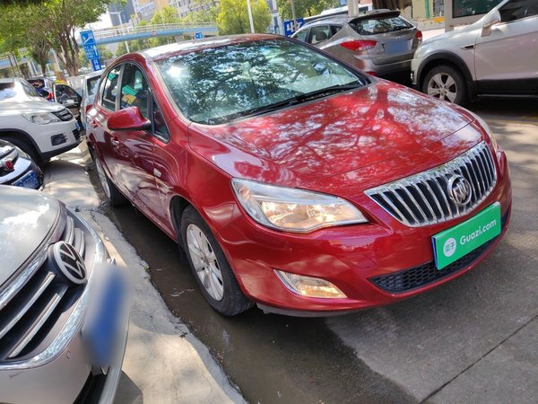 Buick GT 2013, 113200 км, за 3686 USD