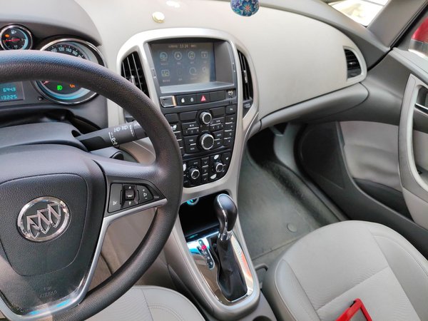Buick GT 2013, 113200 км, за 3686 USD - фото 14