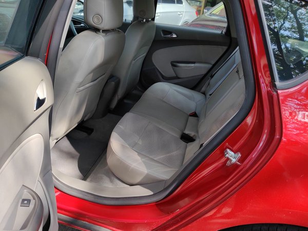 Buick GT 2013, 113200 км, за 3686 USD - фото 22