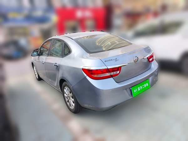 Buick GT 2013, 181900 км, за 2409 USD