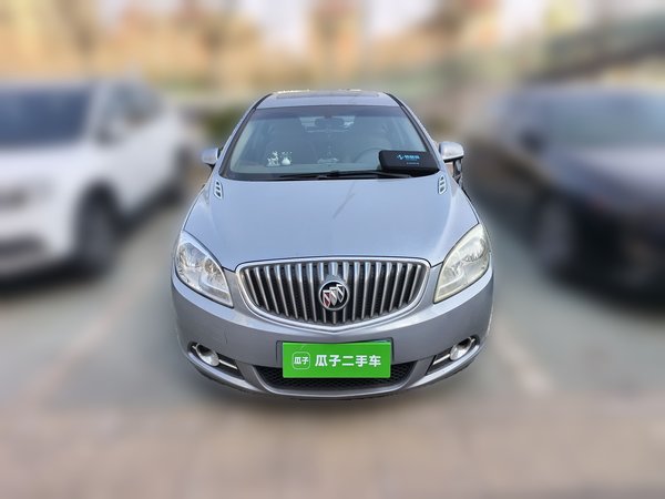 Buick GT 2013, 181900 км, за 2409 USD