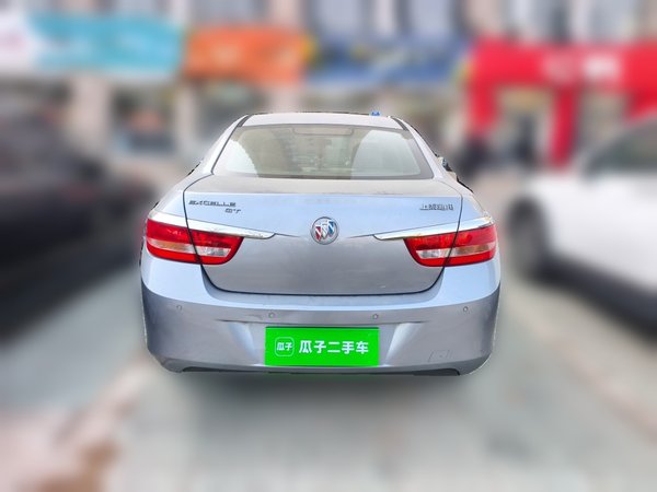 Buick GT 2013, 181900 км, за 2409 USD