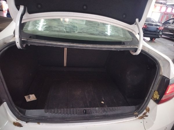 Buick GT 2013, 124700 км, за 4017 USD - фото 22