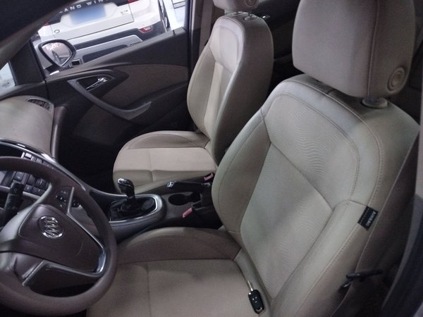 Buick GT 2013, 124700 км, за 4017 USD - фото 18