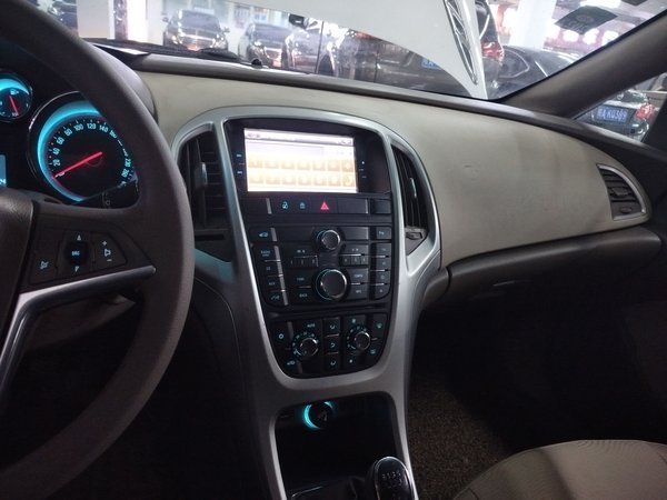 Buick GT 2013, 124700 км, за 4017 USD - фото 16