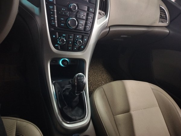 Buick GT 2013, 124700 км, за 4017 USD - фото 17