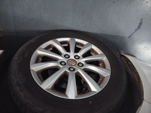 Buick GT 2013, 124700 км, за 4017 USD - фото 8