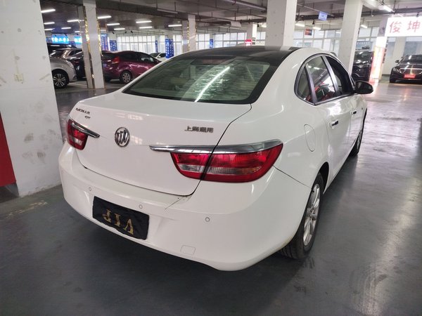 Buick GT 2013, 124700 км, за 4017 USD - фото 7